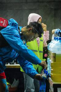 BIB: 8040
                            <button type="button" onclick="openModal(22296545)" class="btn btn-primary btn-sm float-right btn-popup" data-toggle="modal" data-target=".modal-high-quality">
                        <i class="fas fa-shopping-cart"></i> Add to Cart
                    </button>
                                            <button type="button" onclick="isThisMe(22296545, true)" class="btn btn-success btn-sm float-right btn-popup btn-isme hidden" data-toggle="tooltip" data-placement="bottom" title="นี่คือรูปของคุณใช่ไหม คลิกที่นี่เพื่อเอาเข้าอัลบั้ม">
                        <i class="fas fa-plus"></i> Add to album
                    </button>
                    <button type="button" onclick="isThisMe(22296545, false)" class="btn btn-warning btn-sm float-right btn-popup btn-isnotme hidden">
                        <i class="fas fa-ban"></i> Remove from album
                    </button>